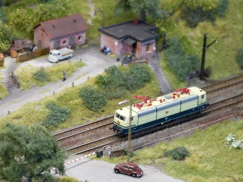 Rokuhan C002 Turnout Switch 1/220 Z Scale 