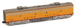 AZL 62640-5 Union Pacific E8 B #940B